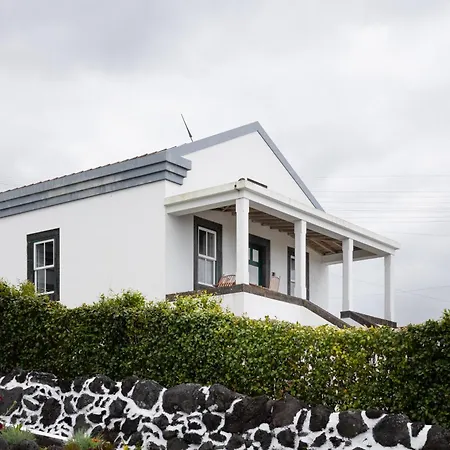 Casa Da Torre * Sao Joao (Pico Island)