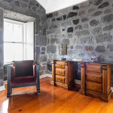 Casa Da Torre Sao Joao (Pico Island)