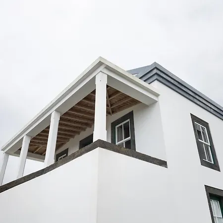 Casa Da Torre * Sao Joao (Pico Island)