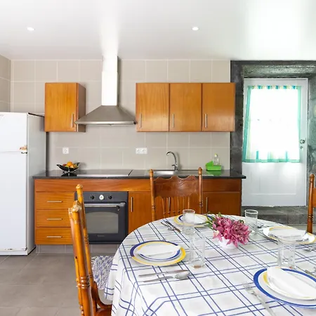 Casa Da Torre Sao Joao (Pico Island)